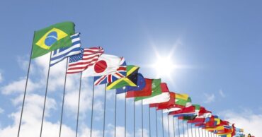 全球关税最新动向：美中欧印等多国博弈升级
